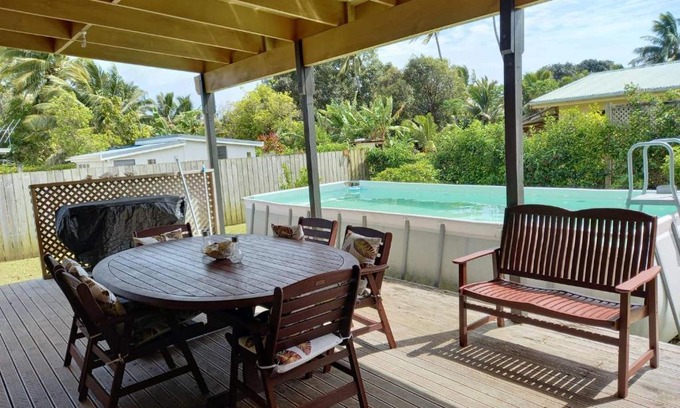 Rarotonga House | Eve and Sandys Holiday Home