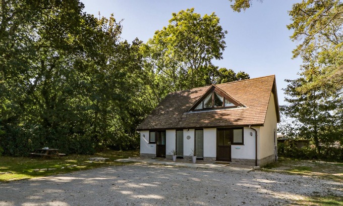 Isle of Purbeck Cottage | EVENTIDE - CASTLE VIEW COTTAGE, pet friendly in Corfe Castle