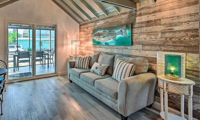 Everglades City Apartment | Everglades City Trailer Cabin with Boat Slip!