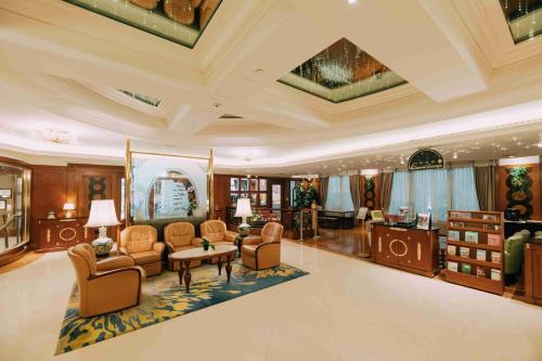 Zhongshan Hotel | Evergreen Laurel Hotel Taipei