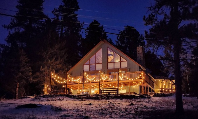 Evergreen West Central House | Evergreen Retreat - Private Hot Tub & Mountain Views