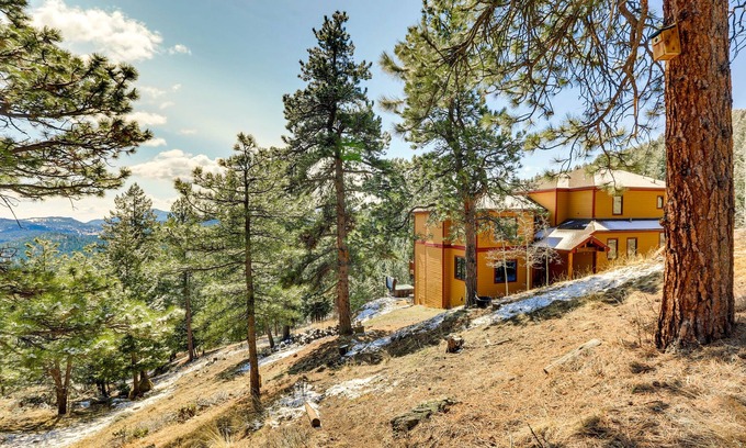 Hangen Ranch And M and B House | Evergreen Vacation Rental w/ Hot Tub on 10 Acres!
