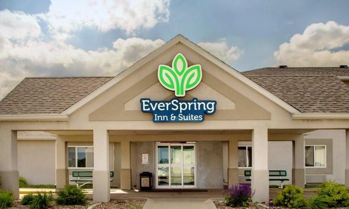 Oskaloosa Hotel | EverSpring Inn & Suites