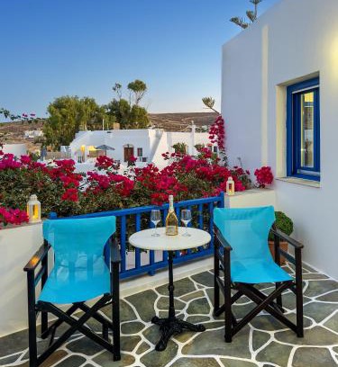 Folegandros Town House | Evgenia Rooms and Apartments