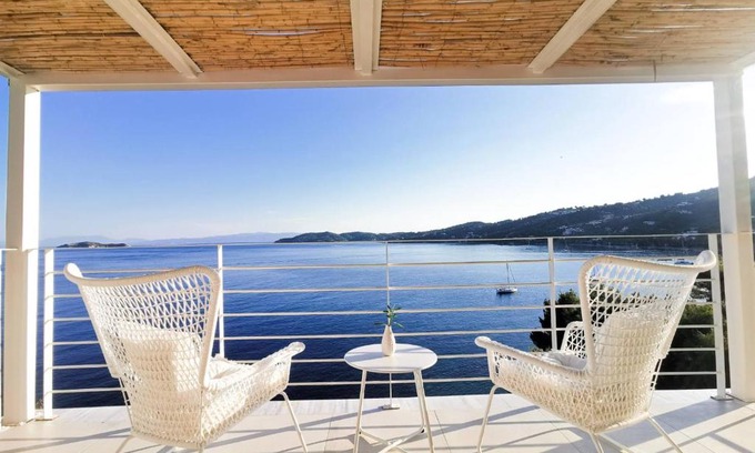 Skiathos Town House | Evgenia Seafront House
