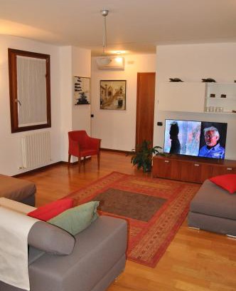 Montebelluna Apartment | Ex Casa degli Artisti