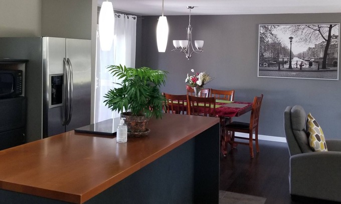 Maple Ridge House | Excellent 3 Bedroom / 1.5 BA Upper level house with Gorgeous Patio