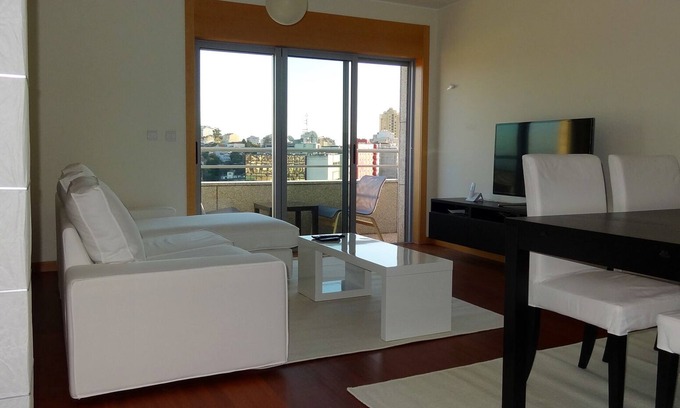Mafamude Apartment | Excellent apartment in the center of Vila Nova de Gaia, 3 minutes from Porto