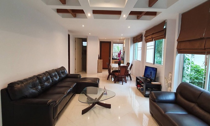 Nong Prue Apartment | Excellent condo 100 m2 with large garden