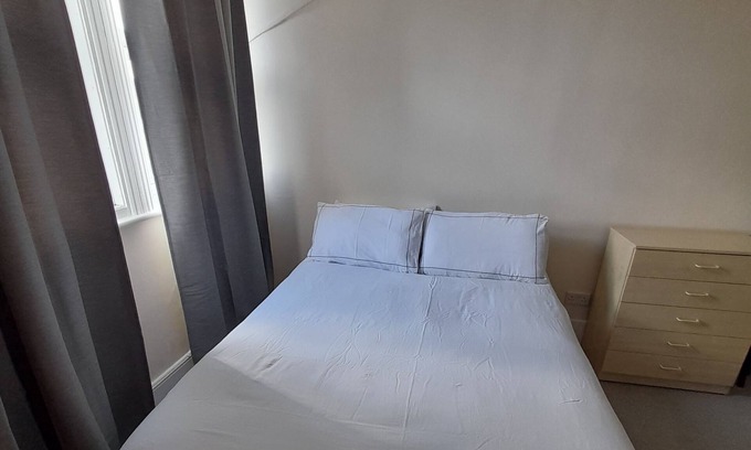 Herne Hill Apartment | Excellent Location with great transport link to central London