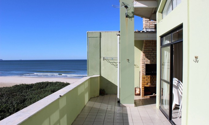 Ingleses Centro Apartment | Excellent penthouse with exclusive beach access, barbecue terrace and sea view