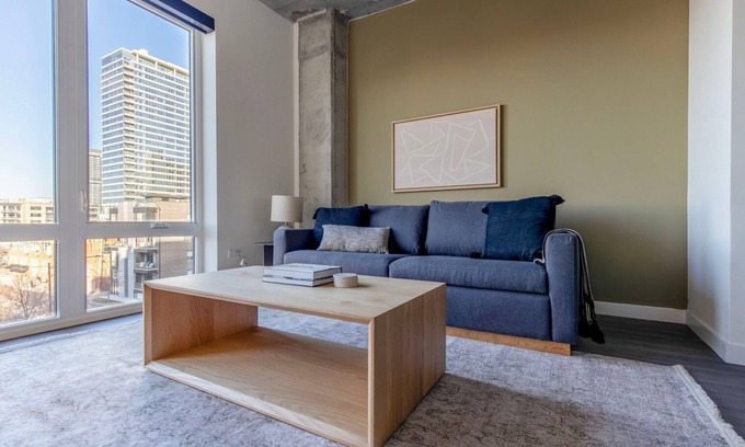 Killgubbin Apartment | Excellent River North 1BR w/Sky Terrace & Yoga Studio, by Blueground