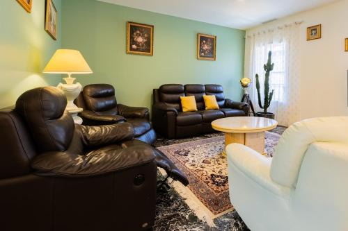 Frontignan Apartment | exceptional apartment with private parking