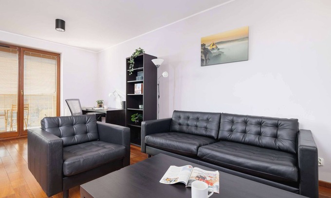 Zakrzowek Apartment | Exceptional Apartment with Balcony by Noclegi Renters