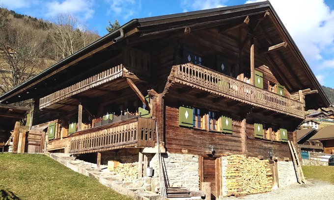 Troistorrents Ski Chalet | Exceptional chalet with charm and plenty of space