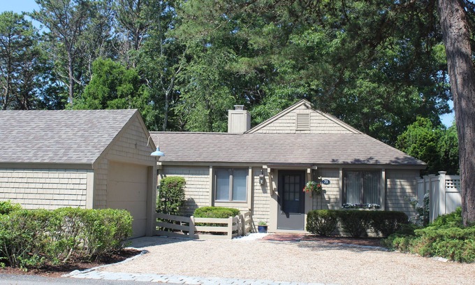 Mews Village House | Exceptional Mews Villa in New Seabury w/Patio and Community Summer Pool