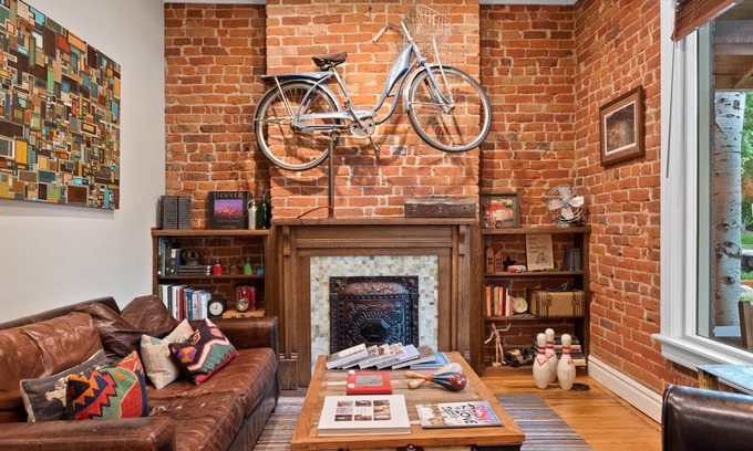 Whittier House | Exceptional modern Victorian, centrally located and close to Downtown