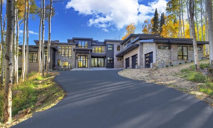 Park City House | Exceptional Park City Ski In-Ski Out Villa in The Colony