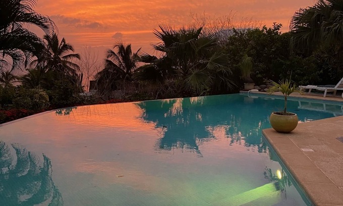 Case-Pilote Villa | Exceptional property in a lush setting