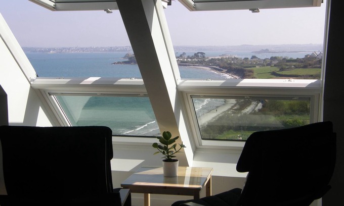 Saint-Pol-de-Leon Apartment | EXCEPTIONAL SEA VIEW - comfort and calm -Appt "Furnished tourist 4 STARS"