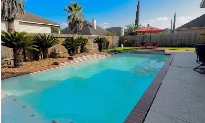 Humble House | Exciting Family-Friendly Home With Pool Near IAH & Downtown Houston!