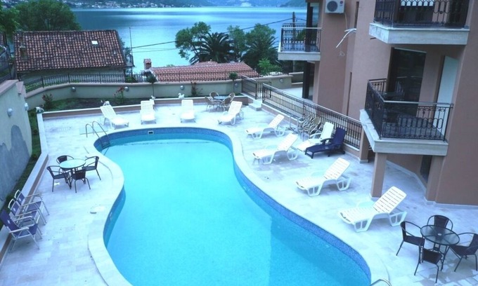 Dobrota Apartment | Exclusive 2 bedrooms sea view apartment with swimming pool