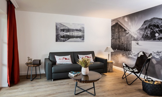 Oberstdorf Apartment | Exclusive and luxurious 55sqm 5* vacation apartment with sunny balconies