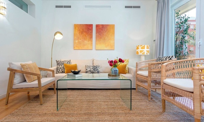 San Bernardo Apartment | Exclusive Apartment 5BD in Seville. Carlos V