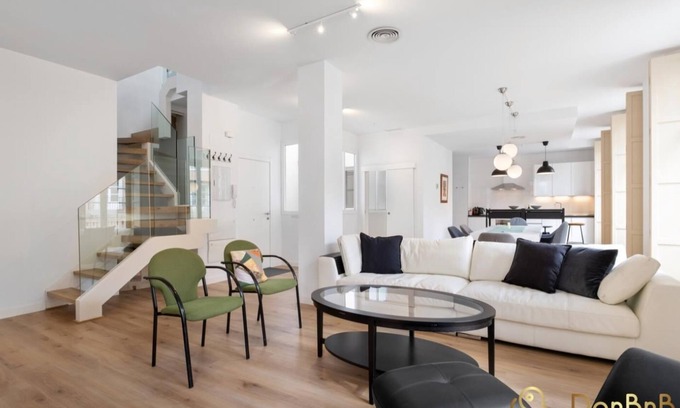 Ensanche Centro Apartment | Exclusive apartment in Málaga in the trendy neighborhood of SOHO