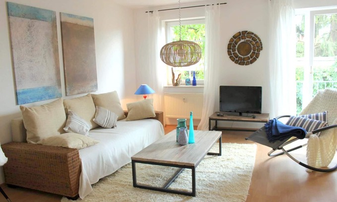 Niederpoyritz Apartment | Exclusive apartment near the Elbe - Loschwitz, quiet, yet central