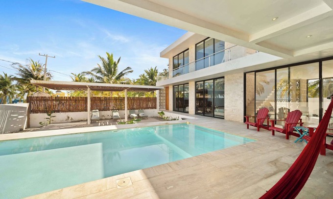 San Crisanto House | Exclusive Beachfront Escape | Modern Design, Pool & Fast WiFi