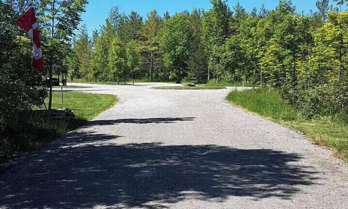 Georgian Bluffs RV Rental | Exclusive Camping - Your Own Piece of Heaven