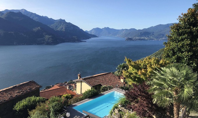 Semnago Villa | Exclusive country house with beautiful garden and breathtaking views