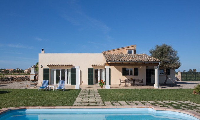 Campos Cottage | Exclusive finca 'Son Coves Petit', pool, terraces, patio, AirC., Near Es Trenc, WiFi