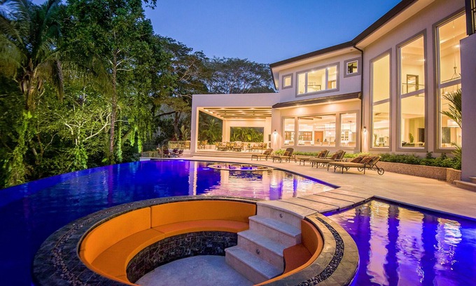 Jaco House | Exclusive Getaway Await: Your Slice of Heaven in Los Sueños Resort!