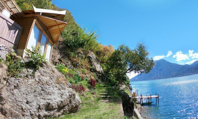 Pasajcap Cabin | Exclusive lakefront cabin with luxury outdoor shower