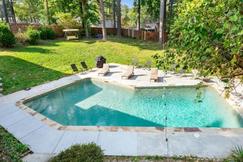 Atlanta House | Exclusive Haven with Pool & Bar