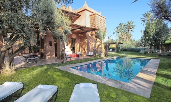 Annakhil Villa | Exclusive LANKAH villa with private pool (3-4 bedrooms, sleeps 6-8)