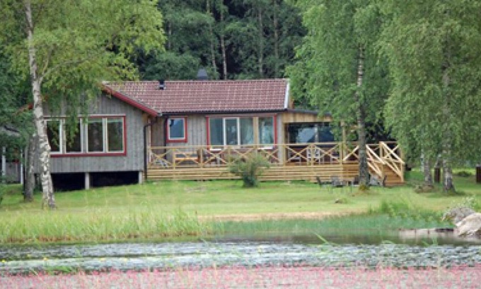 Vegby House | Exclusive location in a bay/cove of the lake Åsunden