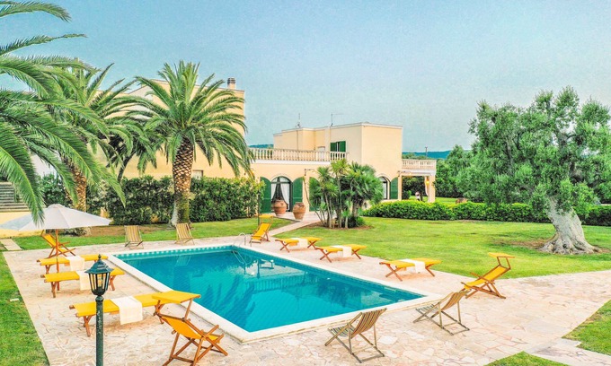 Ostuni Villa | [*EXCLUSIVE LUX VILLA with heated pool*]
