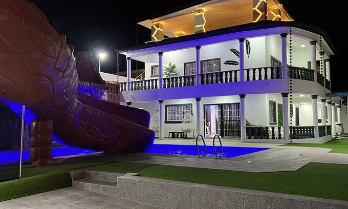 Cerro alto Villa | Exclusive Luxury Villa: Private Water Slide & Spa Oasis