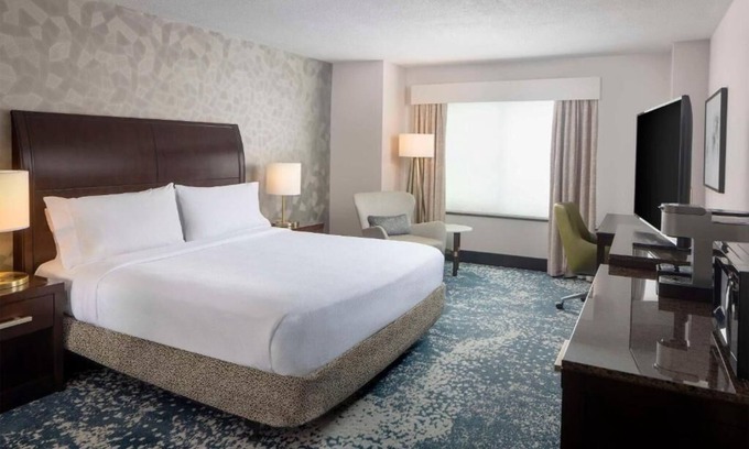 Bethesda Hotel | Exclusive NIH Stay Pet Friendly Near Red Line Metro And Attractions