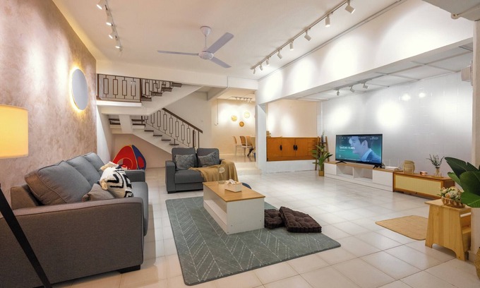 Petaling Jaya House | Exclusive PJ Damansara Landed House/14Pax/Starling/Atria/1 Utama mall