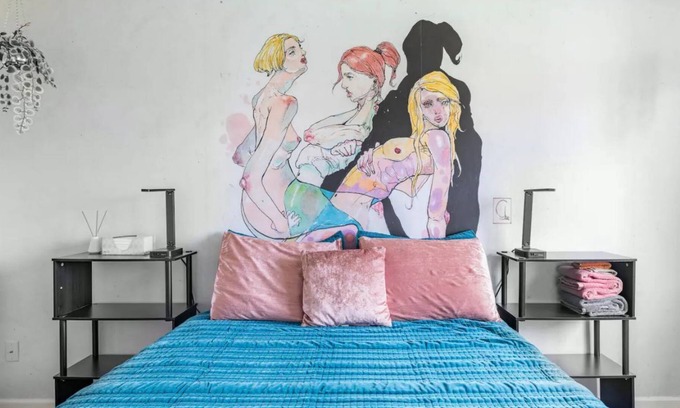 Morrison House | Exclusive Stay Private Room 1: Adults Only + Near Red Rocks