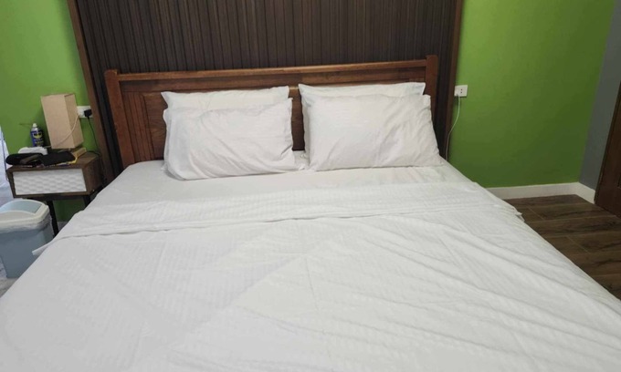 Bacolod House | Exclusive Subdivision, Located near the Highway, Malls, school, Hospital.