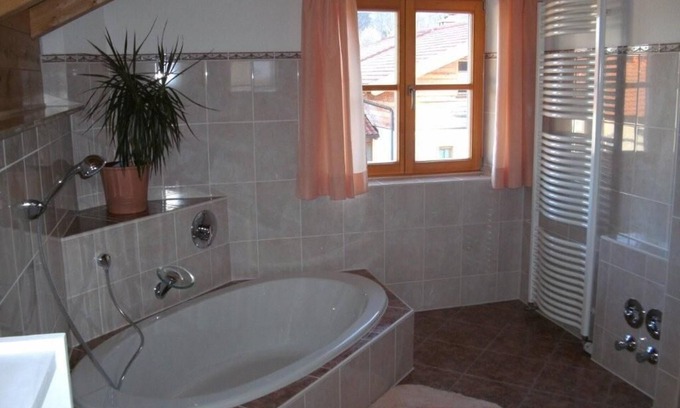 Samerberg Apartment | Exclusive vacation apartment (97 sqm) for 2-4 persons. New! Wallbox for charging electric cars.
