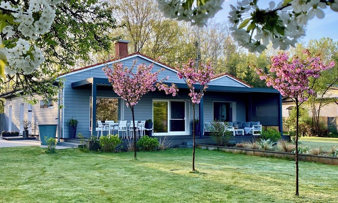 Ruckersdorf House | Exclusive vacation home right on the lake - surrounded by nature