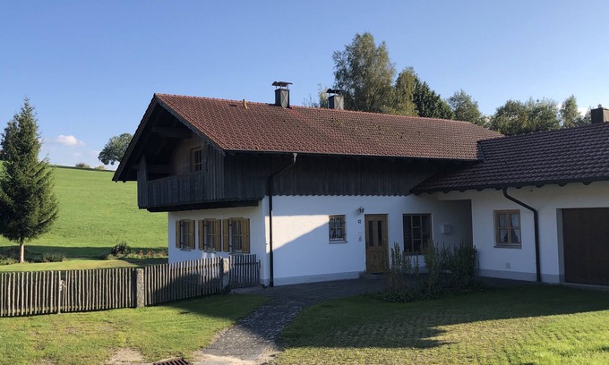 Lam House | Exclusive vacation home with sauna and wood-fired outdoor bathtub!