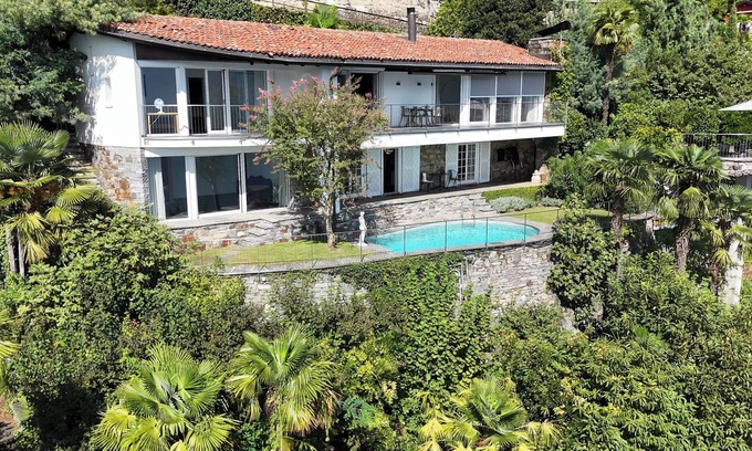 Ronco sopra Ascona House | Exclusive Villa Paradiso with Heated Pool, Sauna and Stunning Lake Views