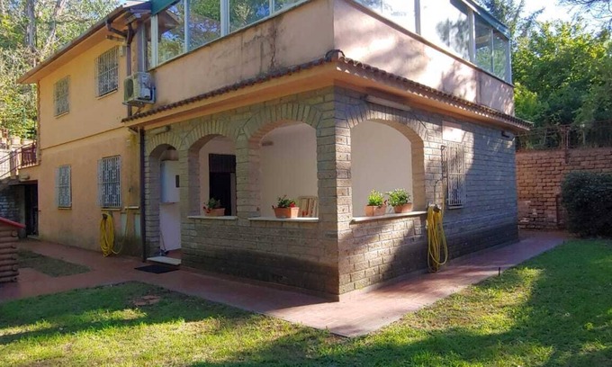 Nepi Villa | Exclusive villa with fireplaces and large garden near Rome and the lake